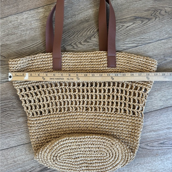 Banana Republic Raffia and Leather Tote - Picture 10 of 13